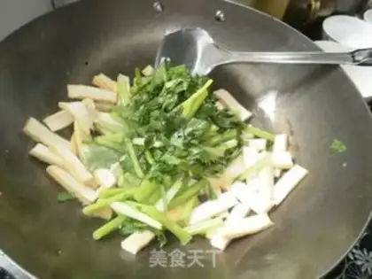 Make Celery fried tofu step 4