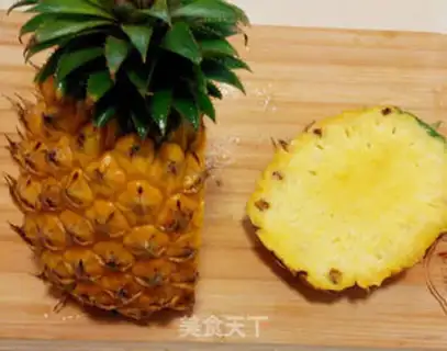Make Pineapple rice step 3