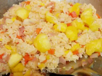 Make Pineapple rice step 6