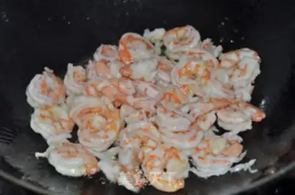 Make Garlic shrimp balls step 4