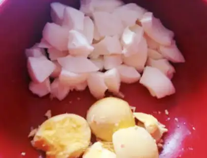 Make Tomato egg salad step 3
