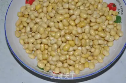Make Soybean sprouts step 1