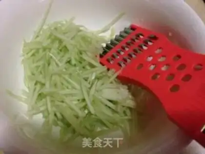 Make Shrimp cucumber step 1
