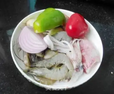 Make Seafood step 0