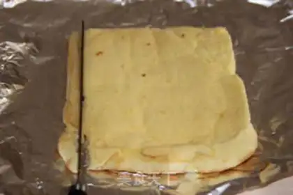 Make Tiger cake roll step 6