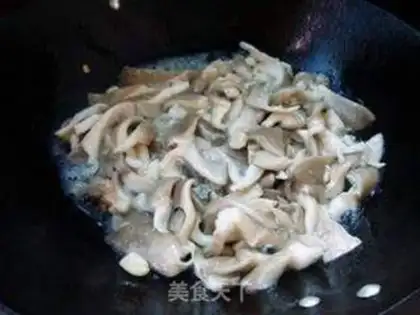 Make Lits fried mushrooms step 5