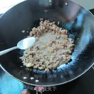 Make The soy-muffled pig-skin step 5