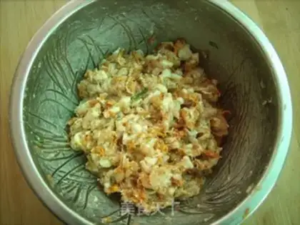 Make Goldflies, red rice balls step 3