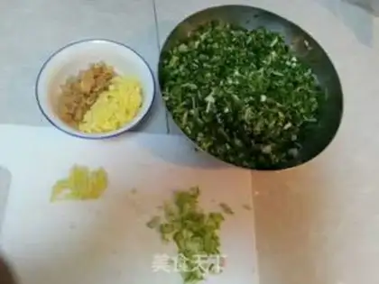 Make Plumbs and mushroom dumplings step 1