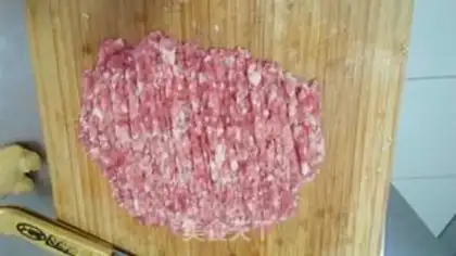 Make Tomato noodles step 1