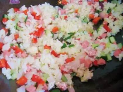 Make Weed and ham and egg fried rice step 4
