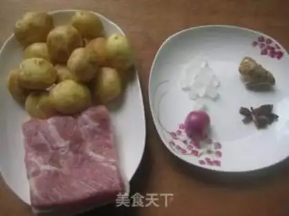 Make Potato red meat step 0