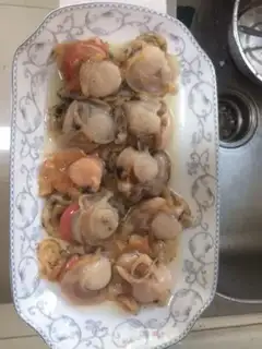 Make Garlic scallops step 2