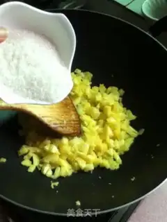 Make Pineapple pie step 3