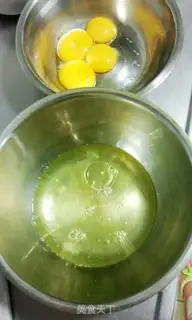Make Yogurt cake step 1