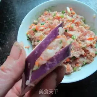 Make Fried carrots, mackerel boxes step 3