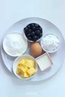 Make blueberry skincake step 2