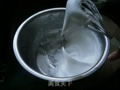 Make Strawberry birthday cake step 12