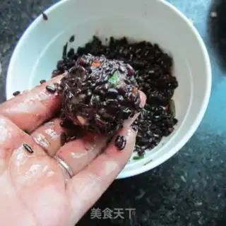 Make radish mashed rice balls step 5