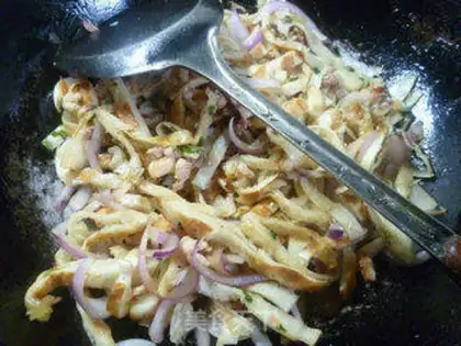 Make Onion veal step 8