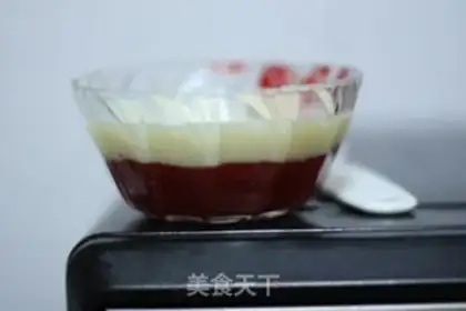 Make Strawberry vanilla ice cream step 2