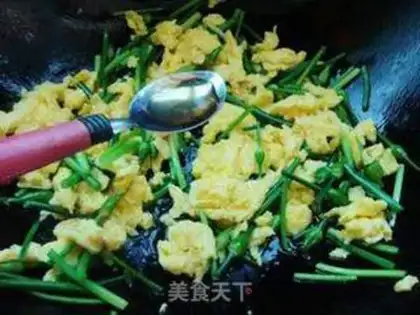 Make Fried eggs with moss step 4