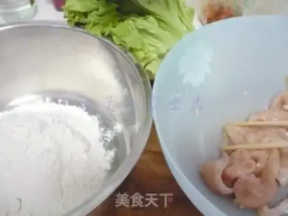 Make Old Beijing chicken roll step 0