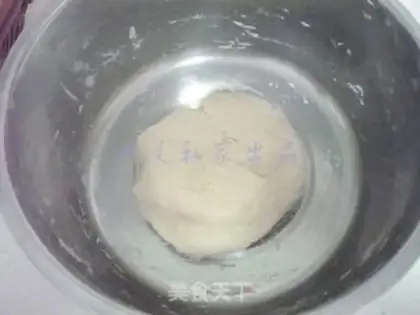 Make Old Beijing chicken roll step 4