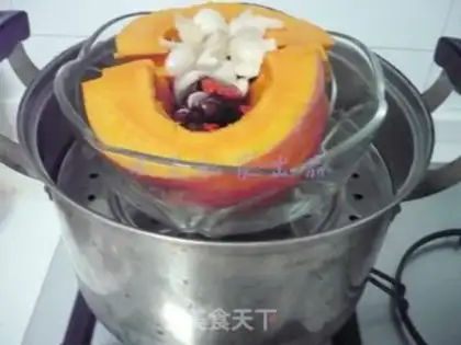 Make Red-tree limo pumpkin step 4