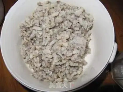 Make Pork and mushroom dumplings step 4