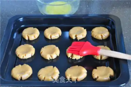 Make Mini peaches step 7
