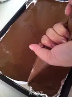 Make Cheese chocolate pie step 8