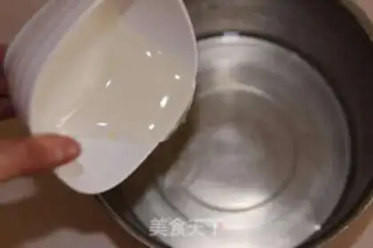 Make Romantic cherry blossom mousse step 9