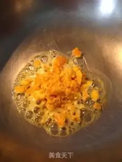 Make Pumpkin in vegan clothes step 2