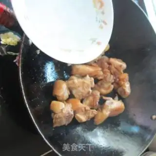 Make Red burning pig hoof step 4