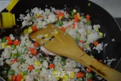 Make Shrimp rice step 8