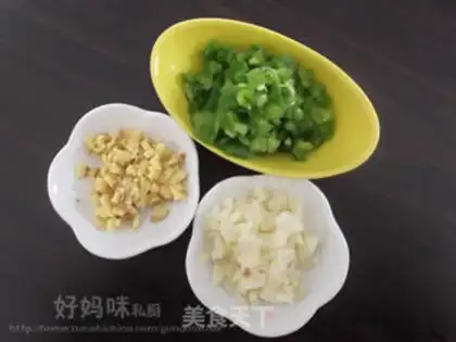 Make Cream peppers and eggs step 2