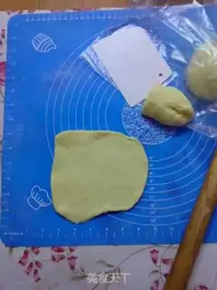 Make caterpillar toast step 13