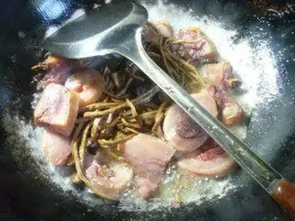Make Tea mushrooms for chicken legs step 6