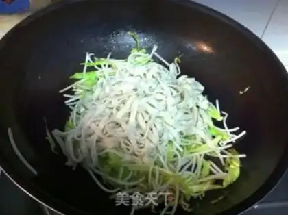 Make Soup noodles step 9