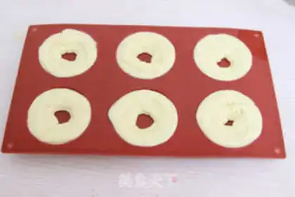 Make Dressed donuts step 8