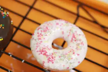 Make Dressed donuts step 12