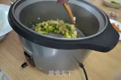 Make Tomato shrimp nuts step 2
