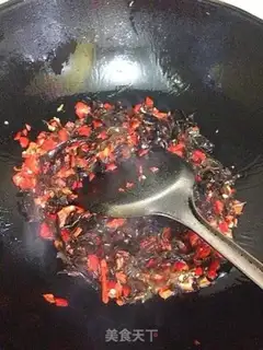 Make Scrambled beans with egg skin step 1