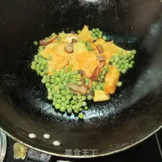 Make Scrambled beans with egg skin step 5