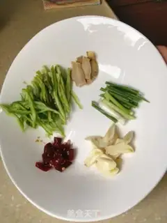 Make Jell-O fish step 1