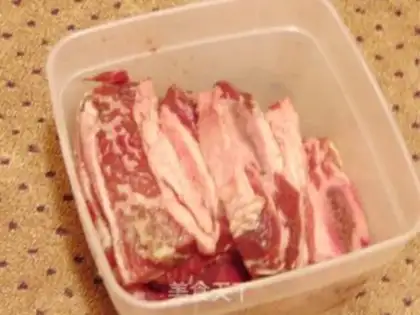 Make A little steak with wine step 0