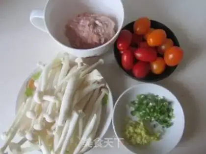 Make Mushroom tomato meatball soup step 0