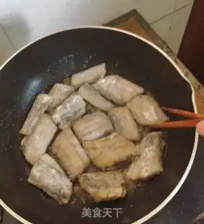 Make Jell-O fish step 6