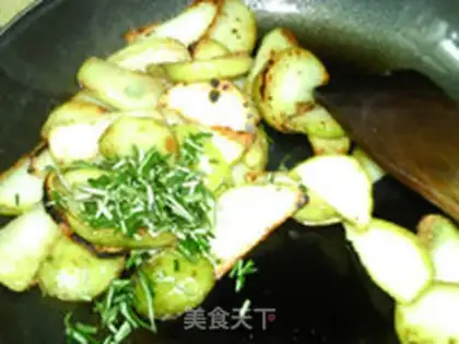 Make Rosemary fried the potatoes step 9